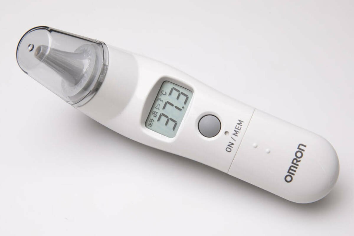 Ear Thermometer Omron WET100 ea