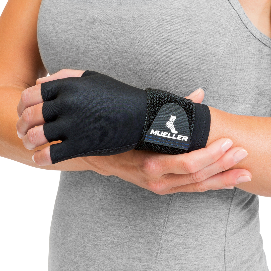 Mueller Compression Glove