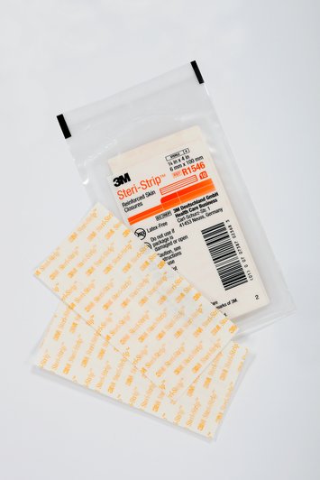 3M Steri-Strip Adhesive Skin Closures (Reinforced), 6 mm x 100 mm