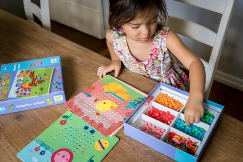 Animal Mosaic Peg Board
