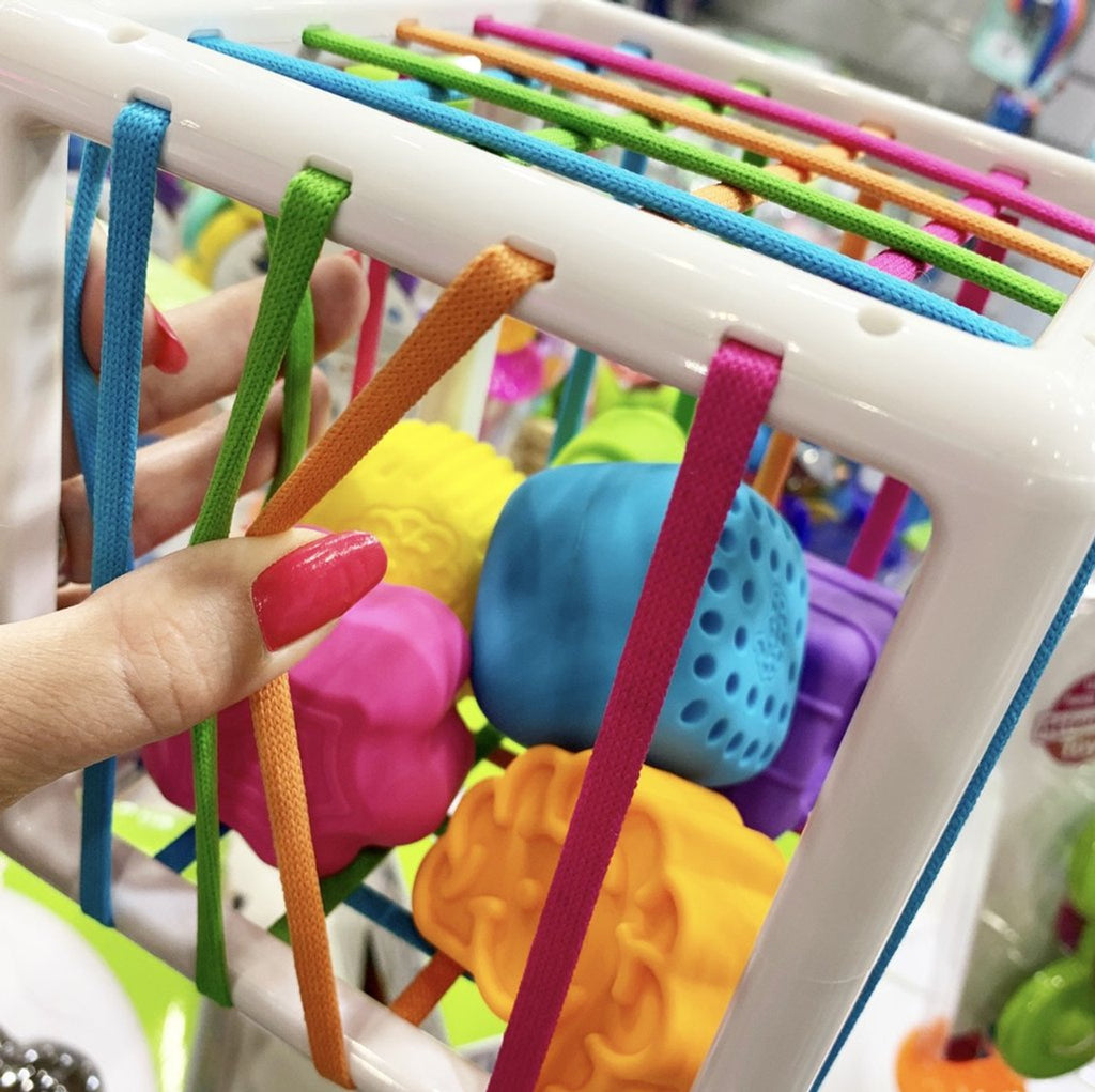 Inny Bin - Fat Brain Toys