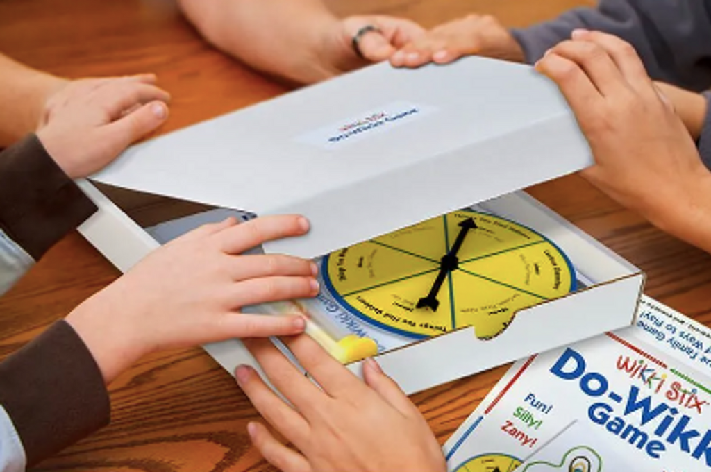 Wikki Stix Do-Wikki Game